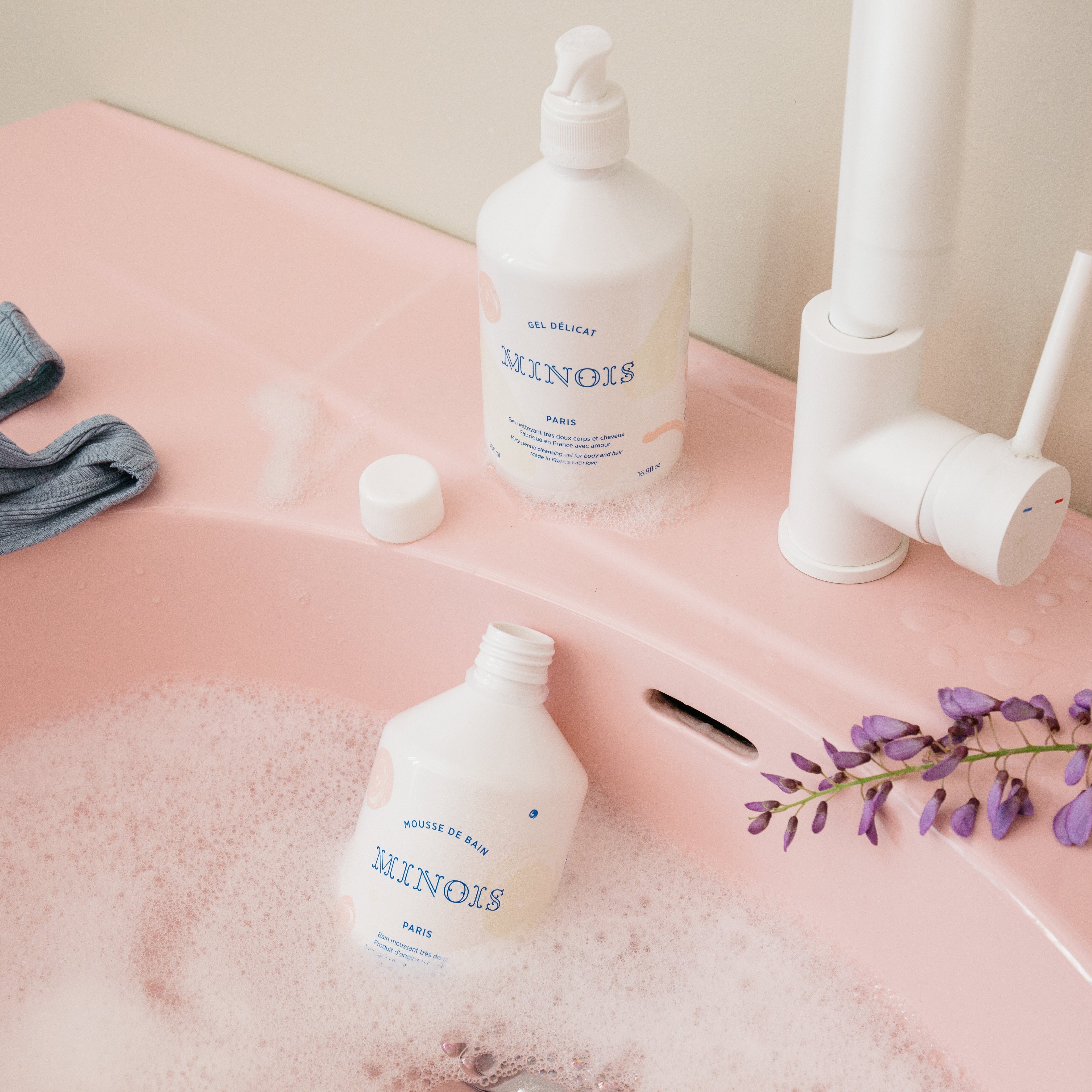 Minois Light and Creamy Bubble Bath Children | Botā natural skincare.