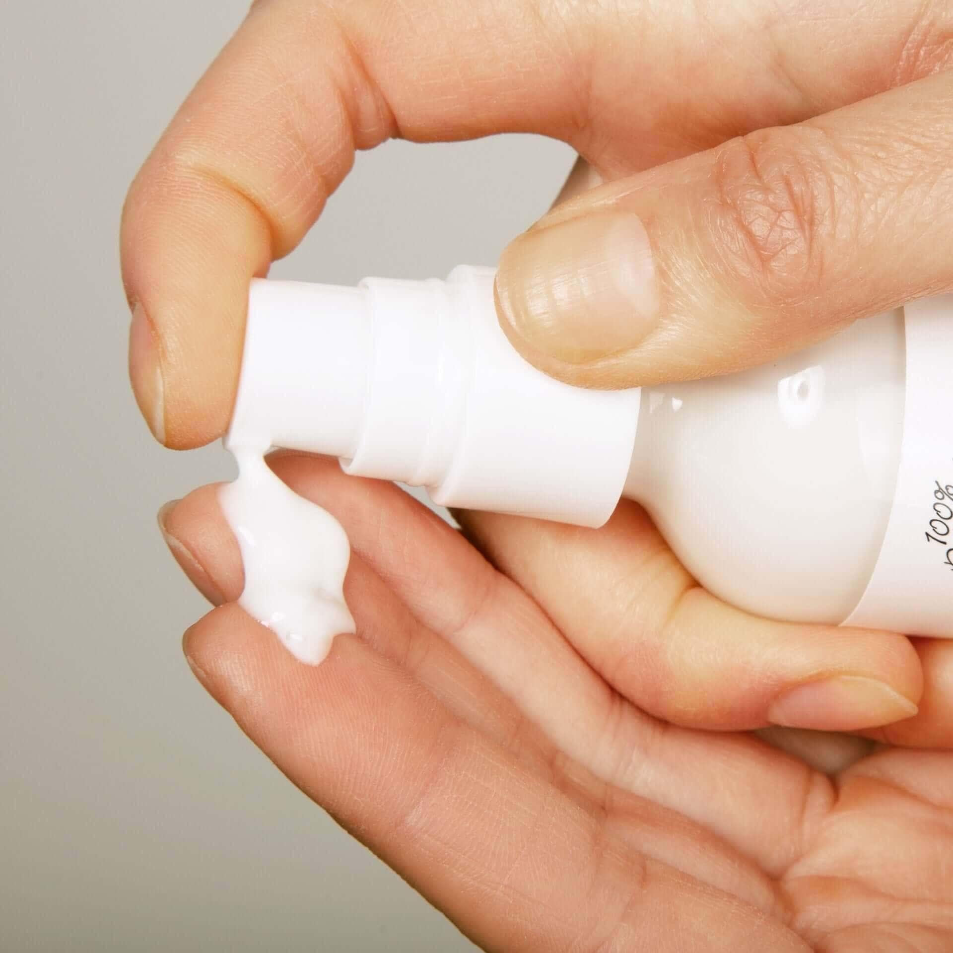 100Pure Rose water hydrating milk sensitive skin natural rose water toner moisturizer for dry skin hydration Bota France UK