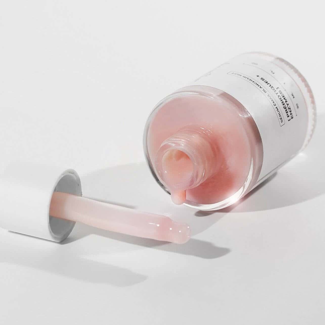 The Smilist natural teeth whitening serum enamel safe whitening clean oral care enzymes overnight treatment UK France Botā