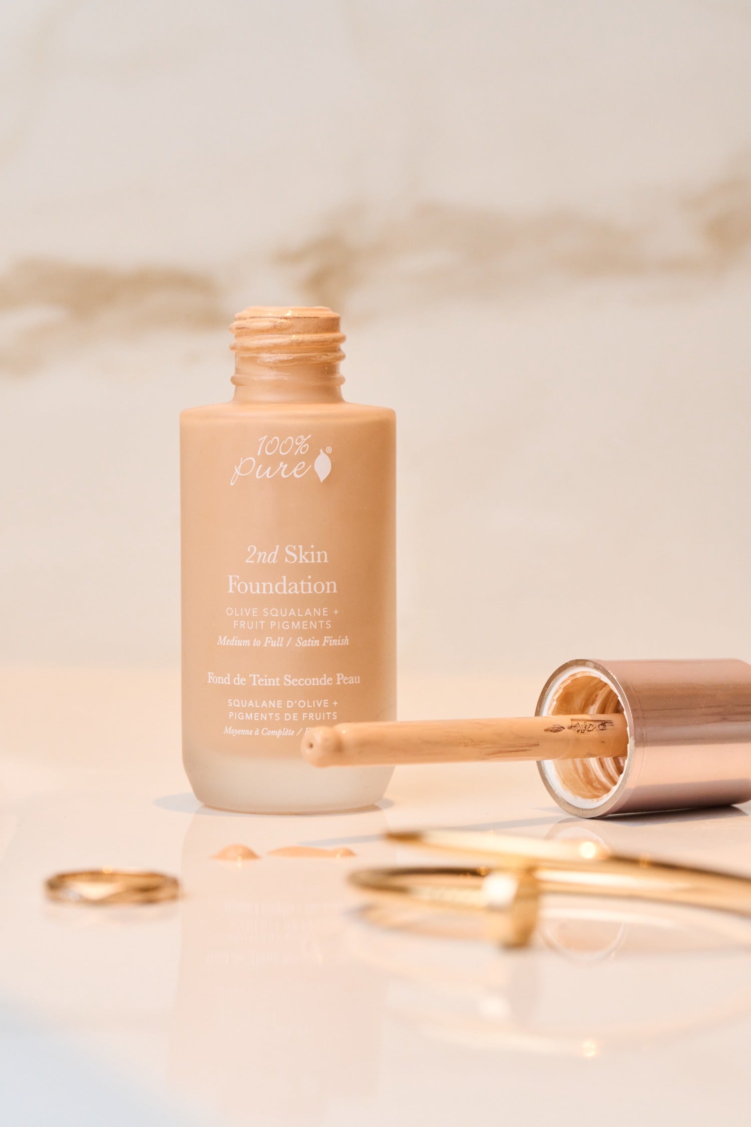 Meilleur fond de teint naturel : comment le choisir (et la sélection Botā) | Botā, soins naturels.
