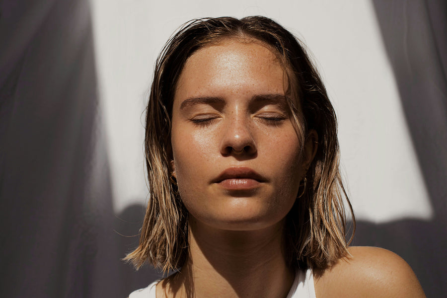 Centella asiatica (cica) skincare for sensitive skin: calm bare face in natural light