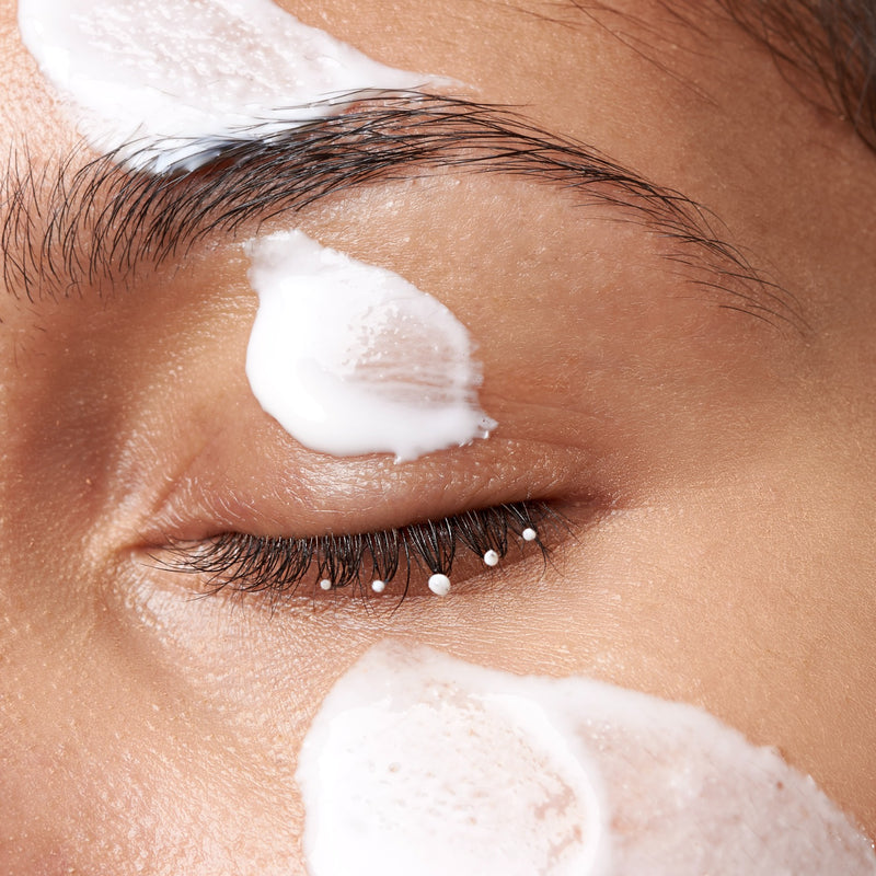 Bright Eyes under-eye mask with caffeine and aloe vera for refreshed de-puffed eyes