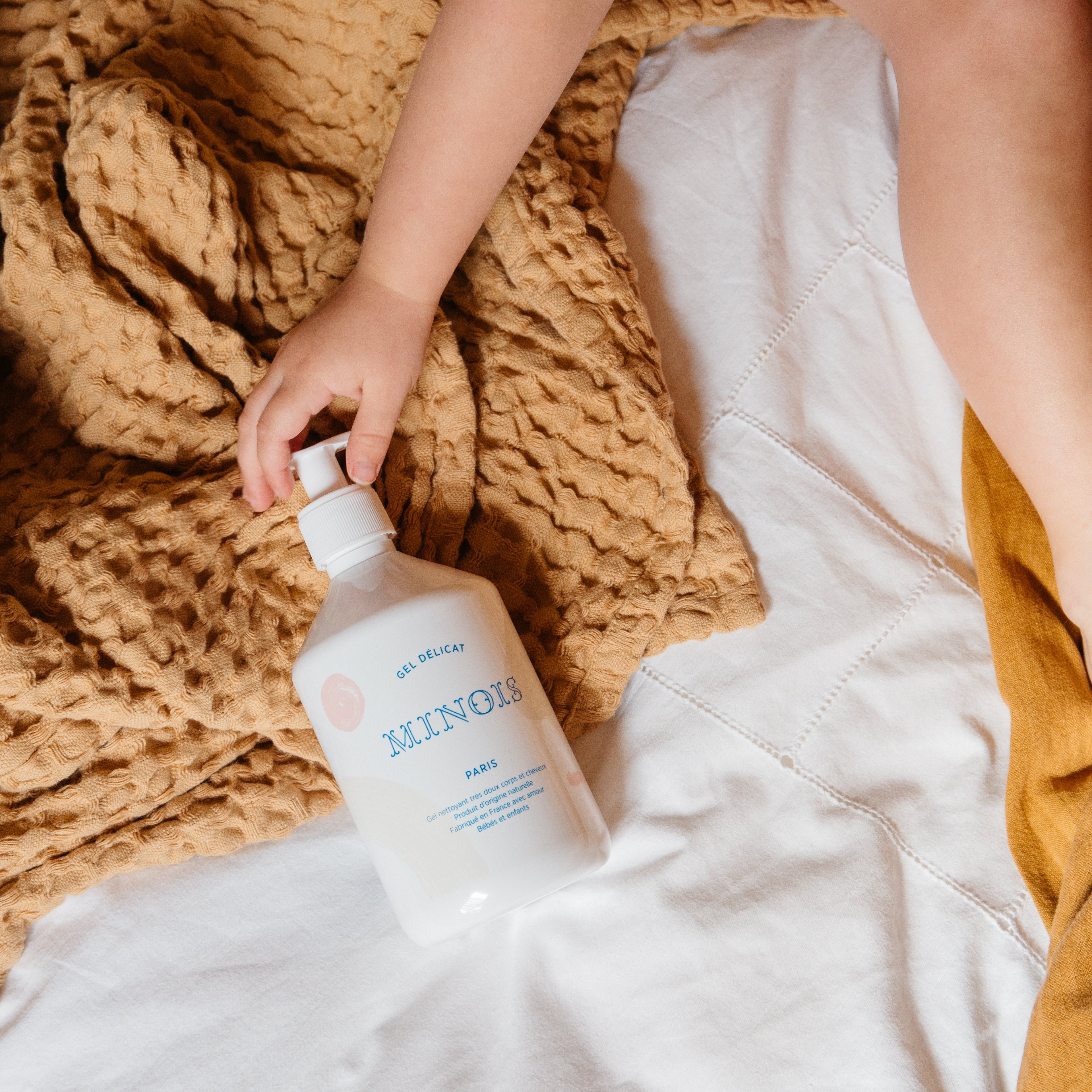 Minois Cleansing Milk Lotion Children | Botā natural skincare.