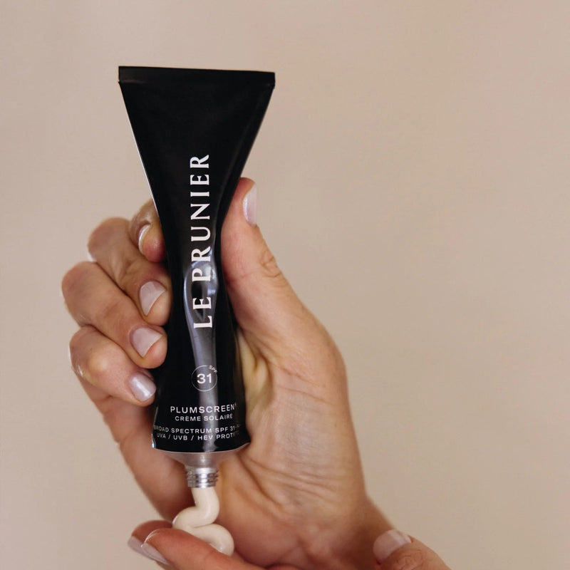 Le Prunier Plumscreen Broad Spectrum SPF 31 — sheer plum-powered mineral sunscreen | Botā
