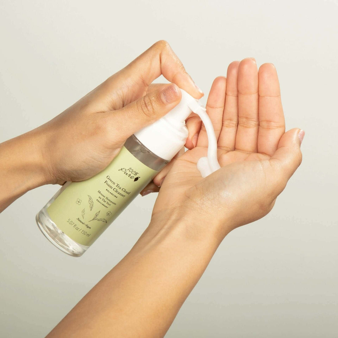 Green Tea Cloud Foam Cleanser - Botā