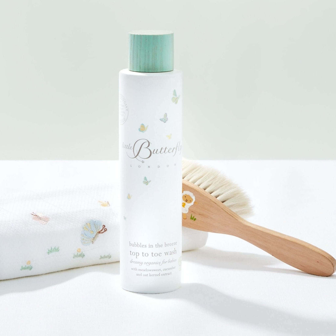 Little Butterfly organic baby body wash gentle hair body cleanser all-in-one organic baby bath products Botā France UK